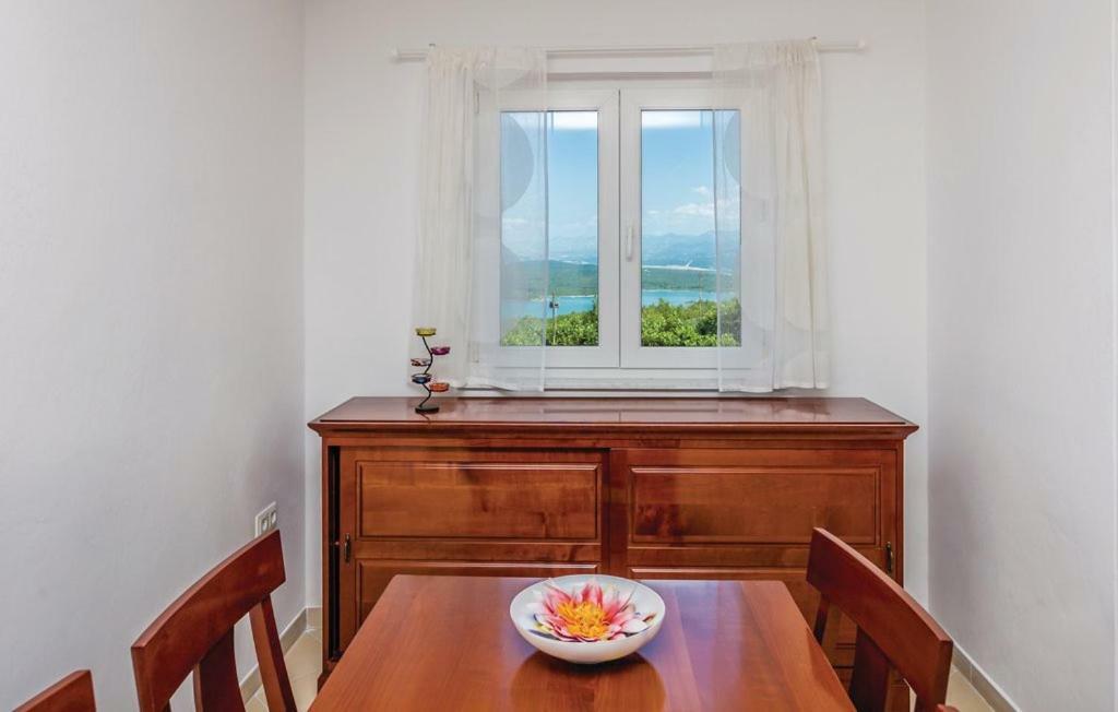 Vila Casia Dobrinj Bagian luar foto