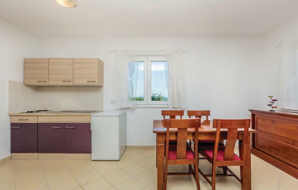 Vila Casia Dobrinj Bagian luar foto